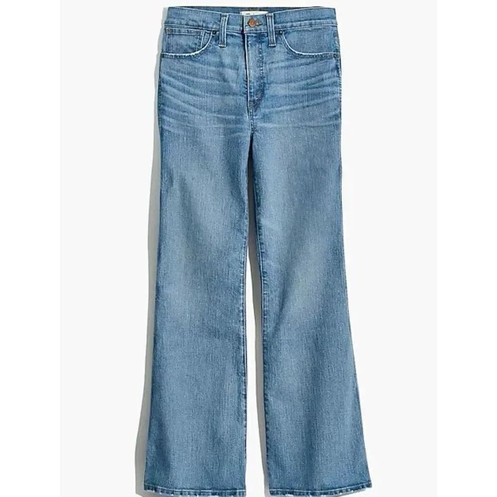 Madewell NWT Retro Flare Jeans in Norwich Wash Stovepipe Size 33